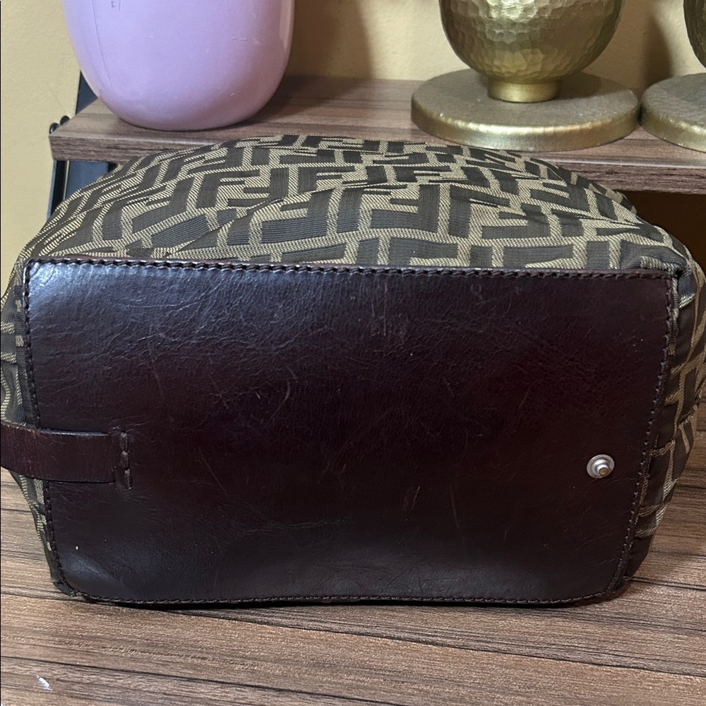 Fendi Zucca Tote bag - Picture 6 of 10